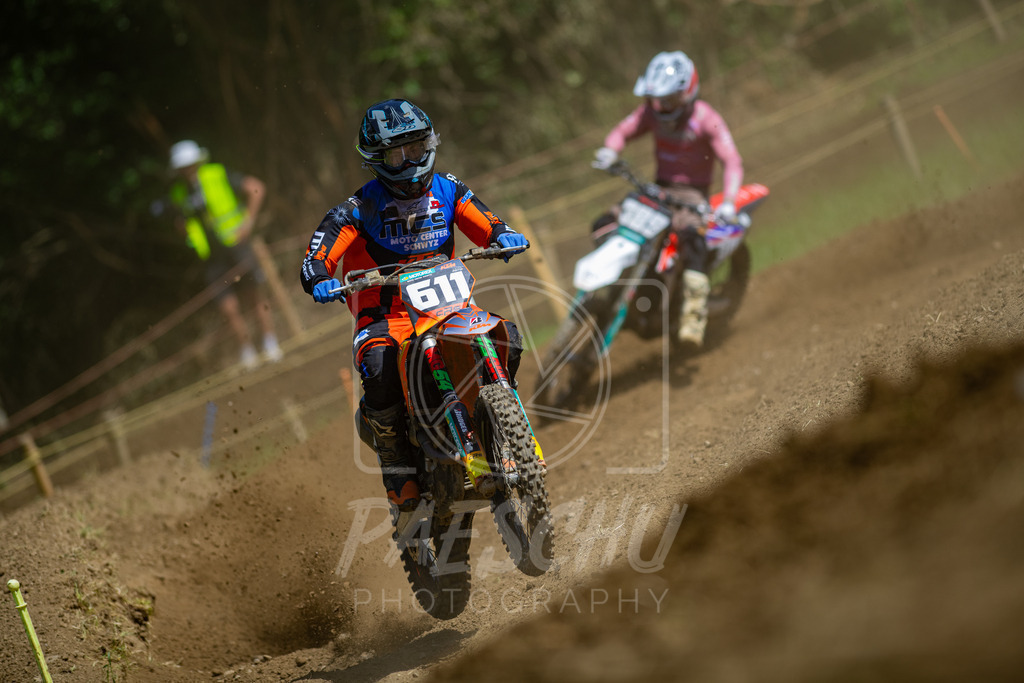 MX 2 (670) | Paeschuphoto Shop - Wer nicht sucht der auch nicht findet.Ob Motocrossbilder oder von einem besuchtem Spiel, Hauptsache Action. - Realisiert mit Pictrs.com