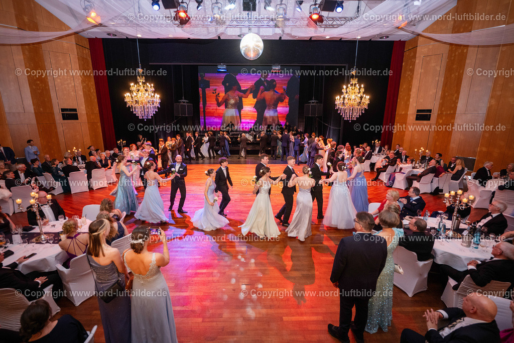 Stader Ballnacht_ELS_3543070326 Kopie | Luftbilder aus Norddeutschland. Die große Luftbild Bilddatenbank von Sylt, Amrum, Föhr, Büsum, Cuxhaven, Hamburg, Bremen, Bremerhaven, Cuxhaven, Langeoog, Norderney, Borkum, Emden, Nordsee, Ostsee, Flensburg, Kiel, Stralsund, Rostock, Darß, Rügen, Usedom