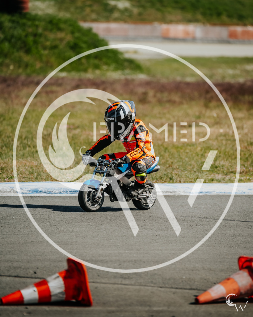 rmd-16 | cw-framed