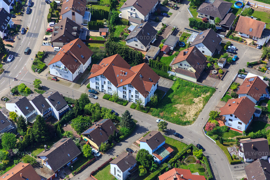 Luftbild: Drachenfelsstr in Hagenbach im Bundesland Rheinland-Pfalz in Deutschland. Foto: IMG_078439.jpg vom 08.05.2015 durch Werner Riehm/FLY-FOTO.de