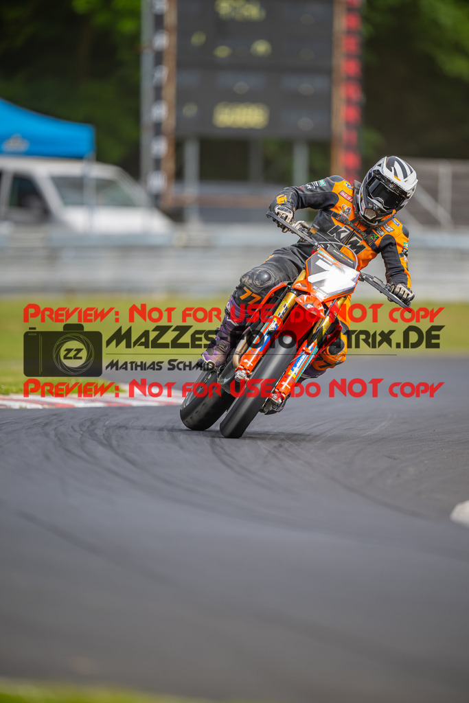 MaZZes-Fotomatrix-20260508-52571 | G4