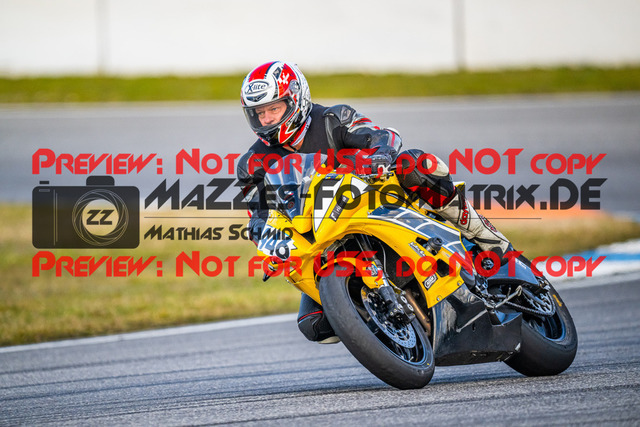 MaZZes_FotoMatrix_230311_5356 | Fotograf Mathias Schmid
Sportfotograf,
Eventfotograf,
Hochzeitsfotograf,
Portraitfotograf