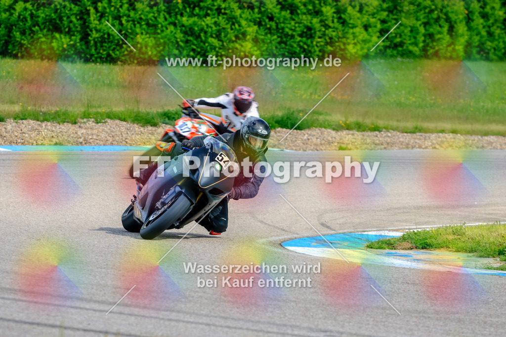 MotoTeam-8877 | Hier findet Ihr Bilder von Touristenfahrten auf der Nürburgring Nordschleife oder von anderen Veranstaltungen die ich besucht habe. Viel Spass beim Durch Schauen 