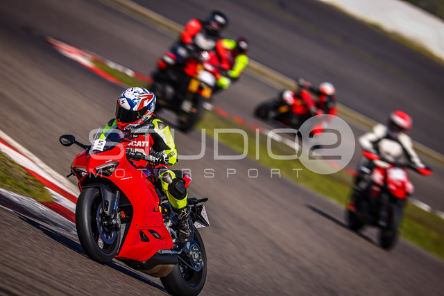 0025-240625_NR-021_25 | Deine Full-Service-Agentur für ✔️Videoproduktionen und ✔️Motorsportfotografie Jetzt Angebot anfragen!