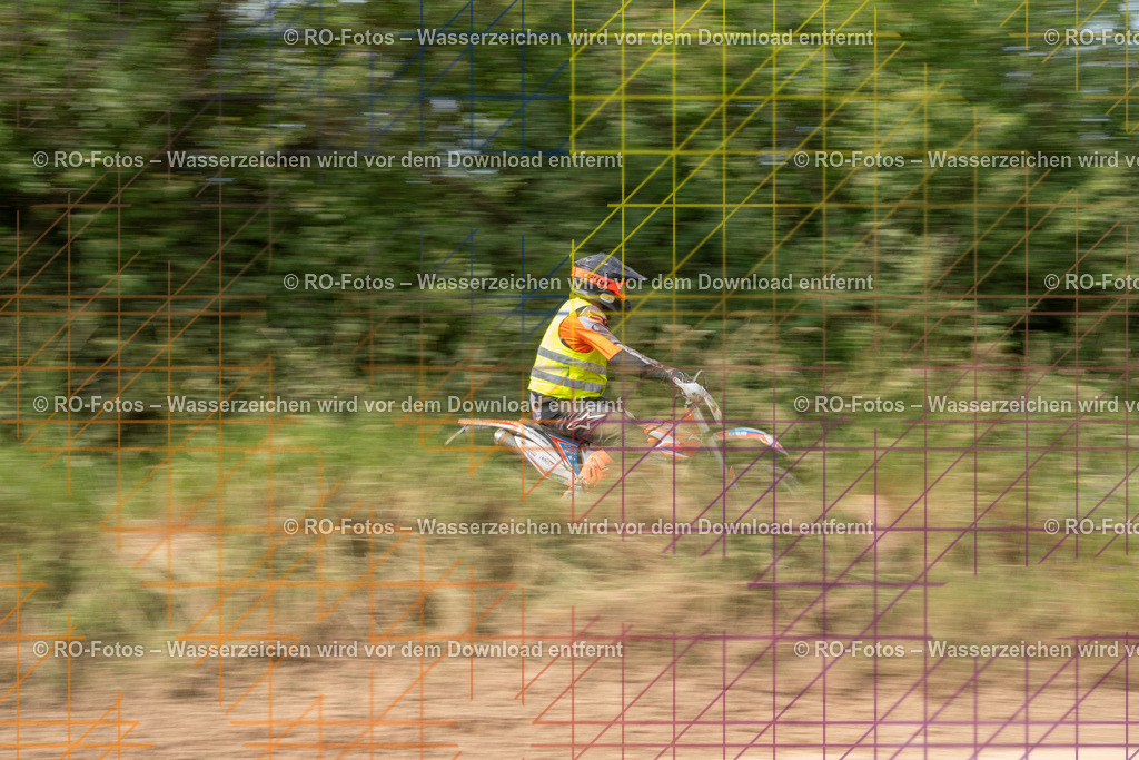 Niederwürzbach 3 Lauf-828 | Sportfotografie von RO-Fotos: Motorsport, Motocross, Enduro, Laufveranstaltungen und Triathlon. Professionelle Fotos von Sportlern und Events. - Realisiert mit Pictrs.com