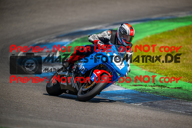 MaZZes_FotoMatrix_240520_6007705_4126 | GELB