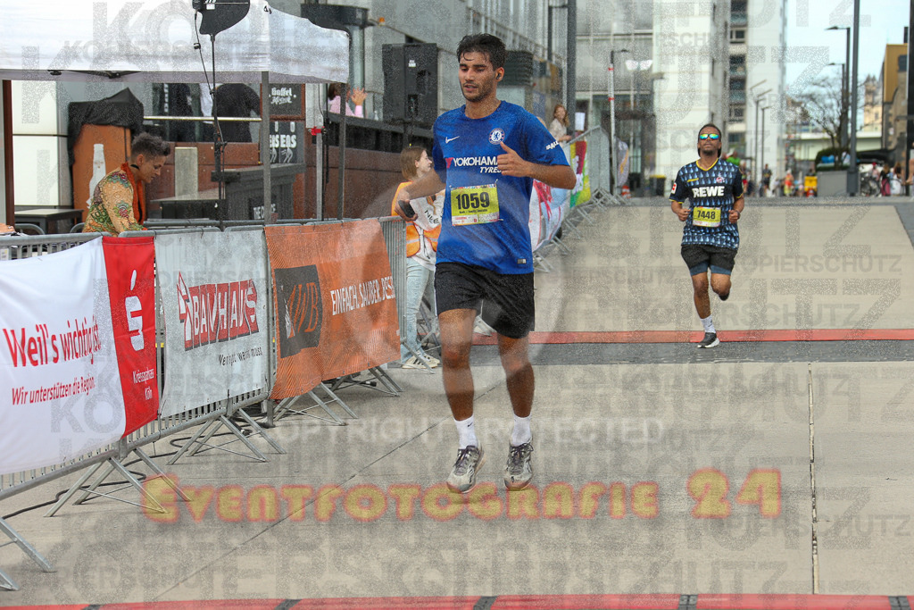 250920_1322_EX1_4220 | Sportfotografie im Rhein-Sieg Kreis, Köln, Bonn, NRW, Rheinland Pfalz, Hessen, etc. Unser Tätigkeitsfeld umfasst den Laufsport vom Volkslauf über den Marathon, Duathlon, Triathon bis zum Ultralauf wie Kölnpfad Ultra oder Schindertrail.