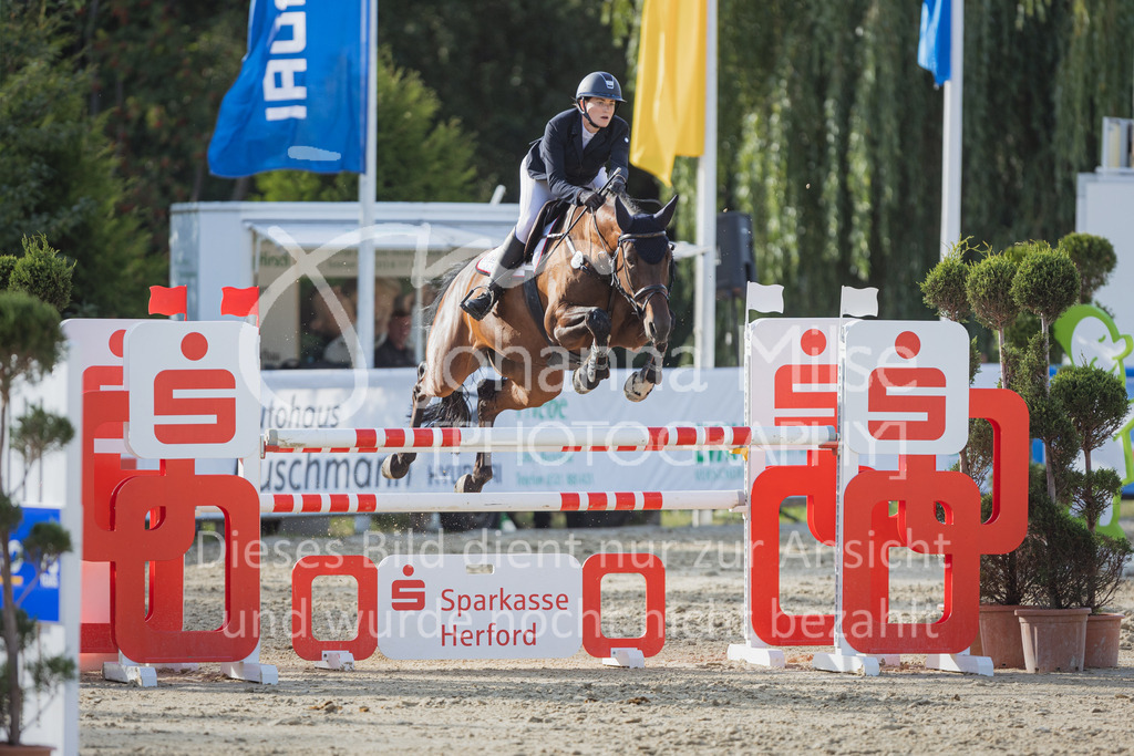 220728_BHO_ST_M1-Spr_1-670 | Deine schönsten Turniermomente als professionelle Fotos! Entdecke hochwertige Pferdesport-Fotografie im Online-Shop. Jetzt Fotos finden & bestellen!