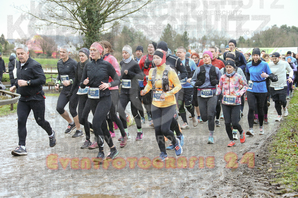241208_0927_EX1_3741 | Sportfotografie im Rhein-Sieg Kreis, Köln, Bonn, NRW, Rheinland Pfalz, Hessen, etc. Unser Tätigkeitsfeld umfasst den Laufsport vom Volkslauf über den Marathon, Duathlon, Triathon bis zum Ultralauf wie Kölnpfad Ultra oder Schindertrail.