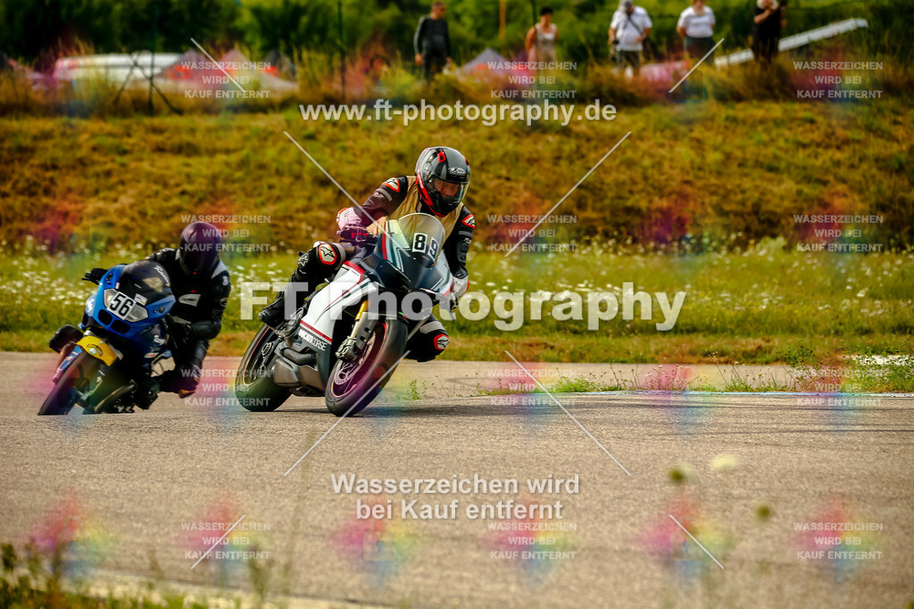 Chambley Juli-0699 | Hier findet Ihr Bilder von Touristenfahrten auf der Nürburgring Nordschleife oder von anderen Veranstaltungen die ich besucht habe. Viel Spass beim Durch Schauen 