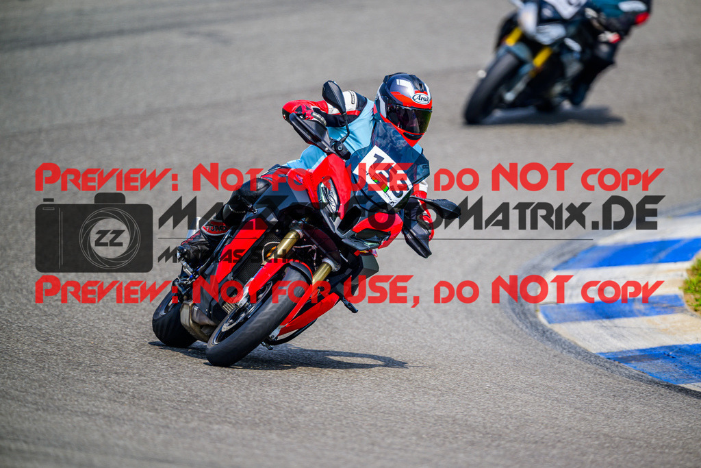 MaZZes_Fotomatrix_20250609_6007705_7272-2 | INST