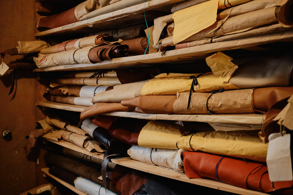 Scheer Maßschuhe | WIen, Austria - May 09, 2025; Scheer Maßschuhe in der Bräunerstrasse, Wien. - Realisiert mit Pictrs.com