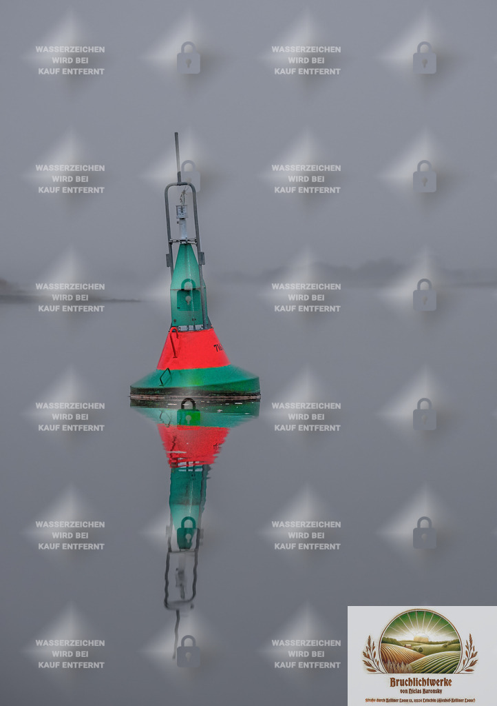 Oderboje im Nebel | Landschaftsfotografie aus dem Oderbruch: Fine-Art-Prints im Shop, Fotoworkshops und ausgewählte Hochzeiten in Märkisch-Oderland & Oder-Spree.