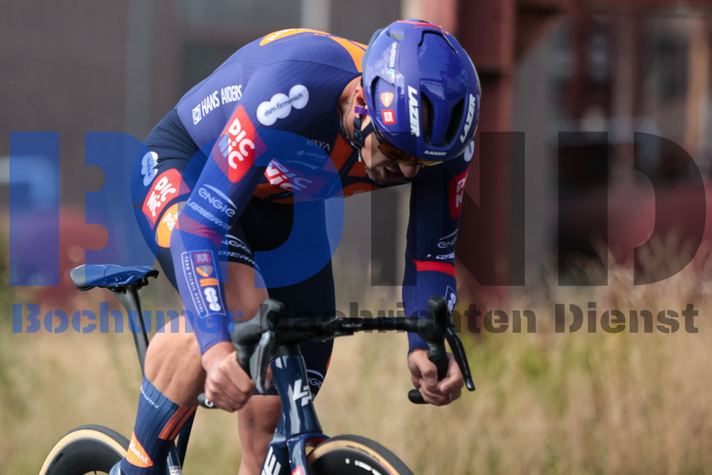 SES_DEUTOU20250820-47 | bond - Realisiert mit Pictrs.com