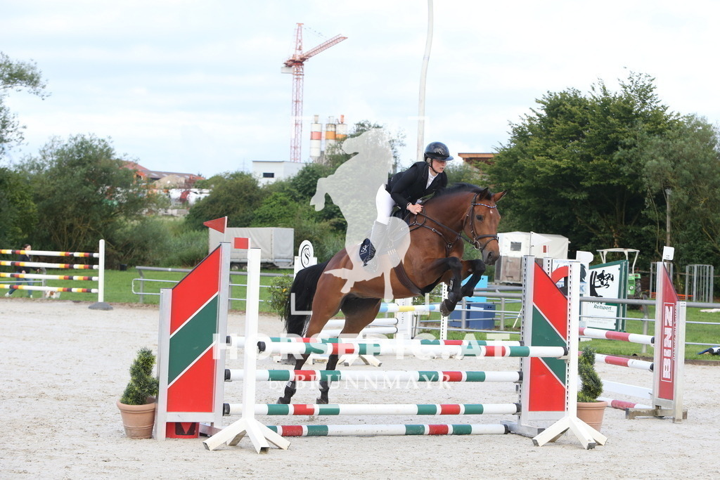 DL2Q0070 | Willkommen bei Brunnmayr - Design & Fotografie – Ihrem Spezialisten für Reitturniere und Pferdeveranstaltungen in Oberösterreich, Salzburg und Bayern! Seit über 17 Jahren sind wir leidenschaftlich dabei.