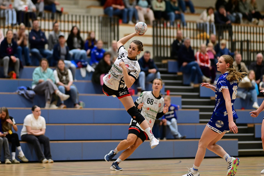 Handball I Frauen I Saison 2025-2026 I Regionalliga I 5. Spieltag I HSG Stade-Fredenbeck - TuS Jahn Hollenstedt | Der Sportfotograf. - Realisiert mit Pictrs.com