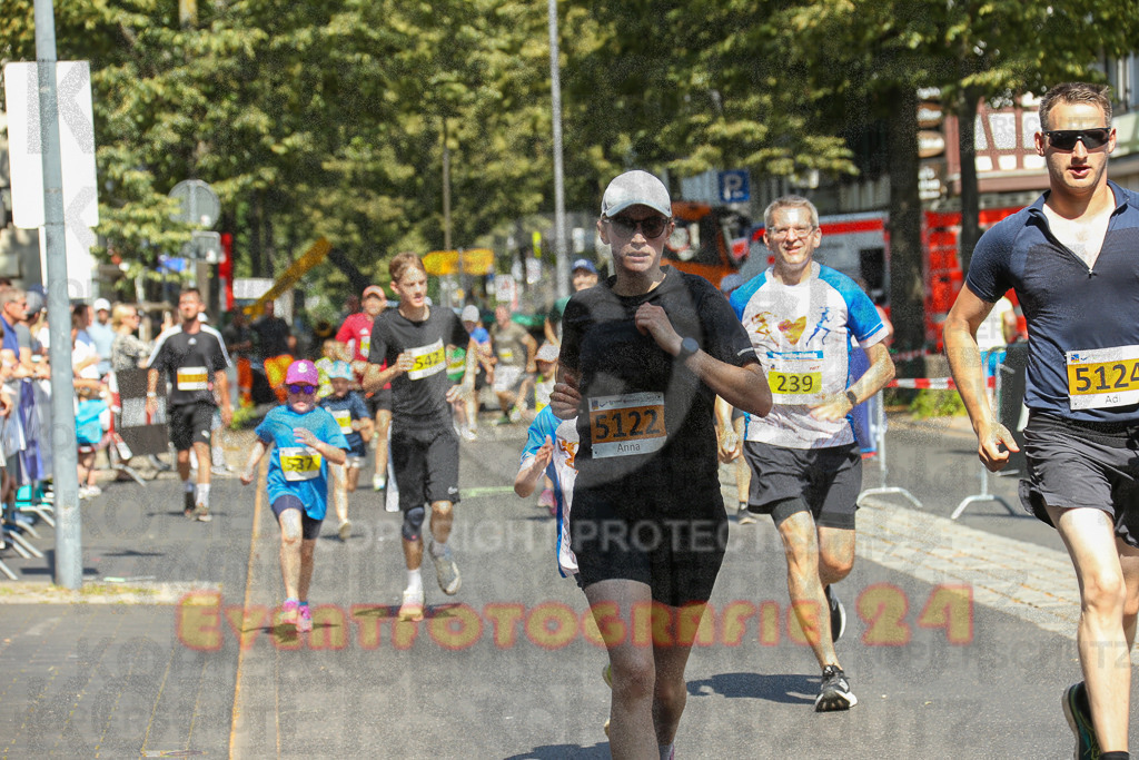 250621_1048_EX1_2671 | Sportfotografie im Rhein-Sieg Kreis, Köln, Bonn, NRW, Rheinland Pfalz, Hessen, etc. Unser Tätigkeitsfeld umfasst den Laufsport vom Volkslauf über den Marathon, Duathlon, Triathon bis zum Ultralauf wie Kölnpfad Ultra oder Schindertrail.