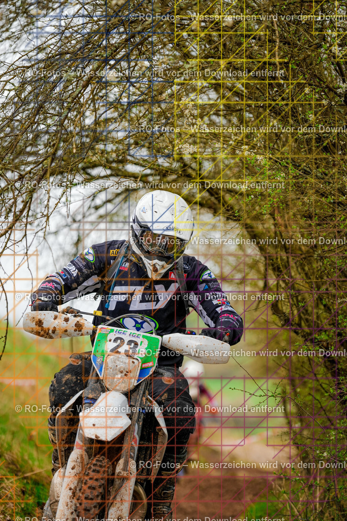 4 Lauf Mernes-918 | Sportfotografie von RO-Fotos: Motorsport, Motocross, Enduro, Laufveranstaltungen und Triathlon. Professionelle Fotos von Sportlern und Events. - Realisiert mit Pictrs.com