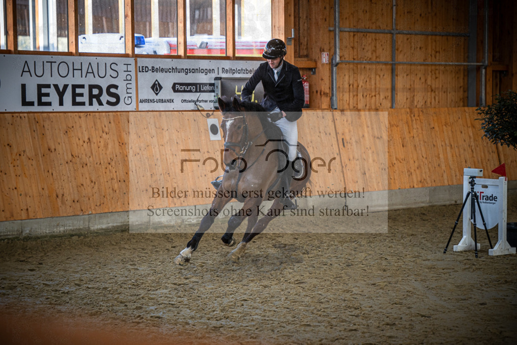 DOS_1567 | Entdecke hochwertige Reitturnierfotos von Foto Oger. Professionell, emotional und authentisch – jetzt Lieblingsmomente im Shop bestellen.Deutschlandweite Turnierfotografie. - Realisiert mit Pictrs.com