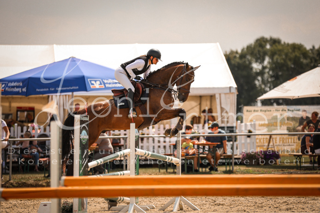 23.SaSpL00090 | Leoni Ertmer Photography - Realisiert mit Pictrs.com