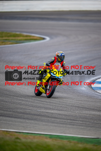 MaZZes_Fotomatrix_20240316_6007705_5802 | Fotograf Mathias Schmid
Sportfotograf,
Eventfotograf,
Hochzeitsfotograf,
Portraitfotograf