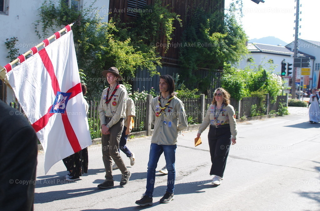 IMGP3945 | fotografiert von Axel PollmannLeonhardi Wallfahrt Benediktbeuern und Murnau, Fronleichnam, Fasching, Landschaft im Loisachtal und Benediktbeuern  - Realisiert mit Pictrs.com