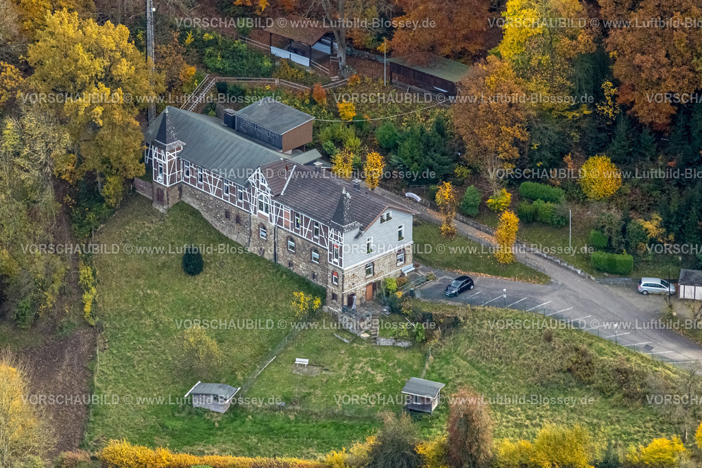 Hagen251101084 | Luftbild, Schützenburg Restaurant, herbstliche Bäume und Funkmast, Haspe-West, Hagen, Ruhrgebiet, Nordrhein-Westfalen, Deutschland