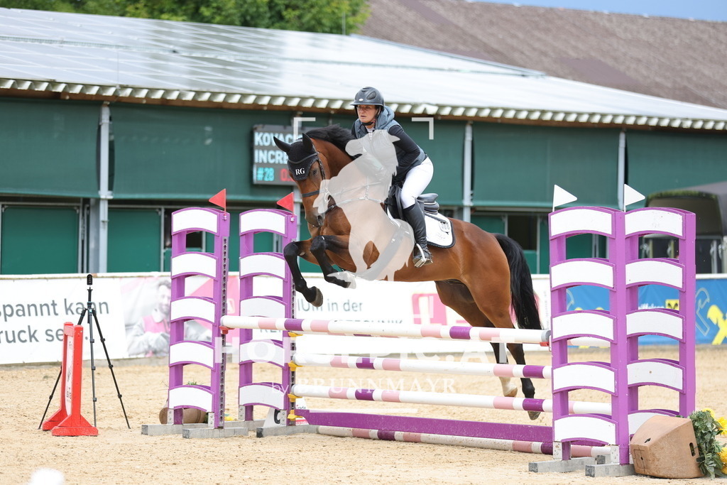 0P6A4267 | Willkommen bei Brunnmayr - Design & Fotografie – Ihrem Spezialisten für Reitturniere und Pferdeveranstaltungen in Oberösterreich, Salzburg und Bayern! Seit über 17 Jahren sind wir leidenschaftlich dabei.