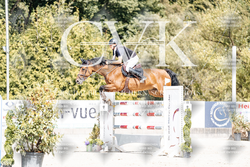 CK904895 | Turnierfotografie Pferdefotografie Trier Rheinland-Pfalz Pferdesport Reitsport Tierfotografie Sportfotografie Pferdevideo Pferdevideografie Equestrianvideography equestrianphotography  - Realisiert mit Pictrs.com