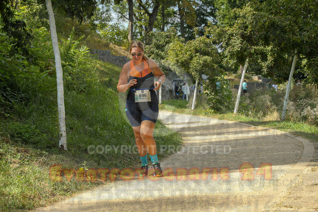 250824_1507_EX1_8545 | Sportfotografie im Rhein-Sieg Kreis, Köln, Bonn, NRW, Rheinland Pfalz, Hessen, etc. Unser Tätigkeitsfeld umfasst den Laufsport vom Volkslauf über den Marathon, Duathlon, Triathon bis zum Ultralauf wie Kölnpfad Ultra oder Schindertrail.