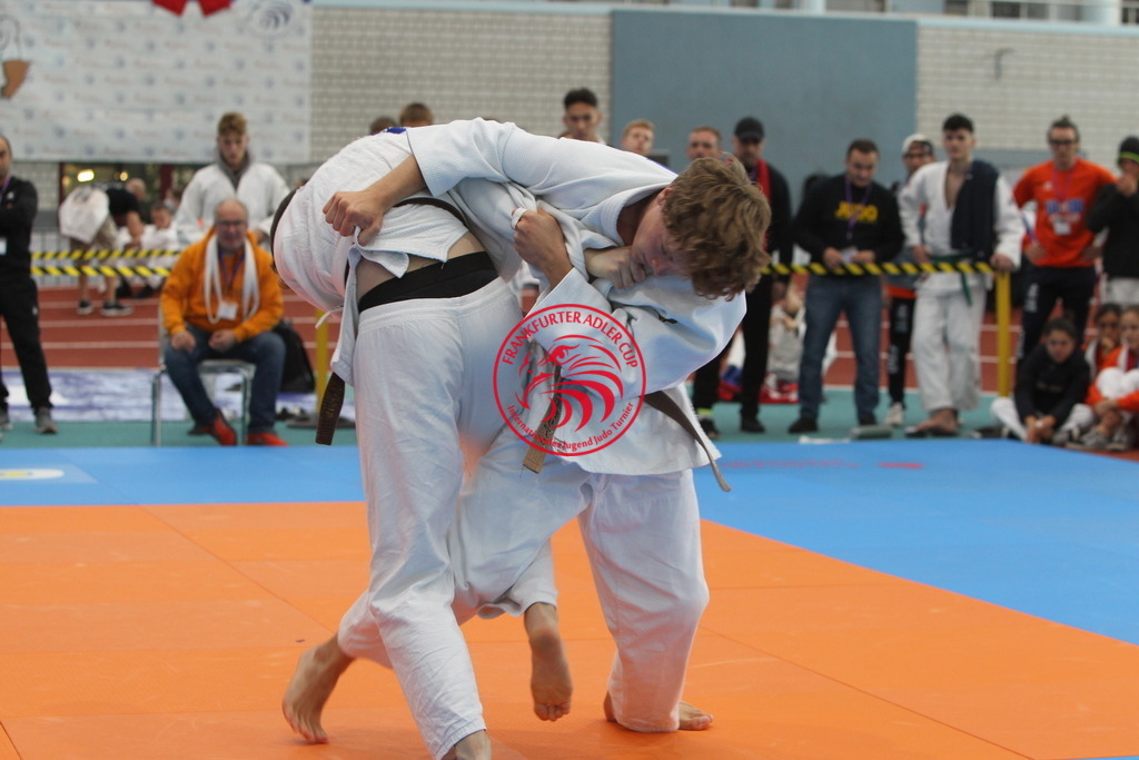 JT6F9124 | Fotos vom Adler Cup - Pictures from Adler Cup

Hier findet Ihr alle Eindrücke und großen Momente der Adler Cup Wochenenden. Here you will find all impressions and great moments of the Adler Cup weekends. - Realisiert mit Pictrs.com