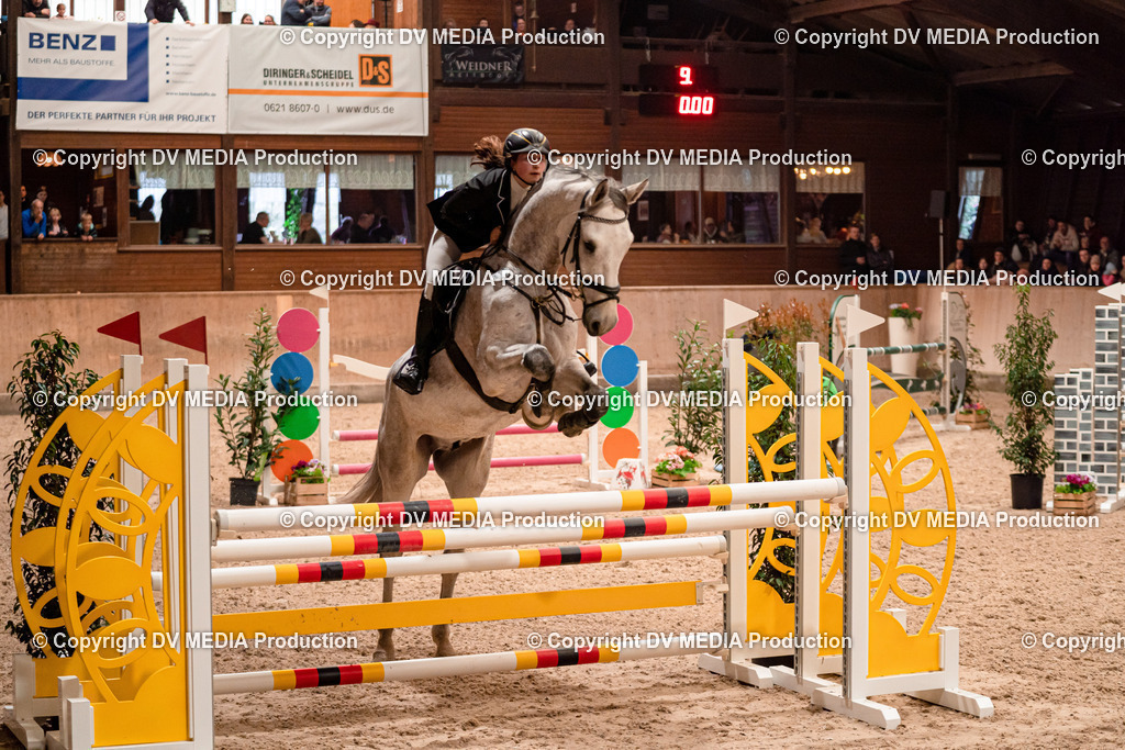 Springen Tag 2-681 | dv-media-shop - Realisiert mit Pictrs.com