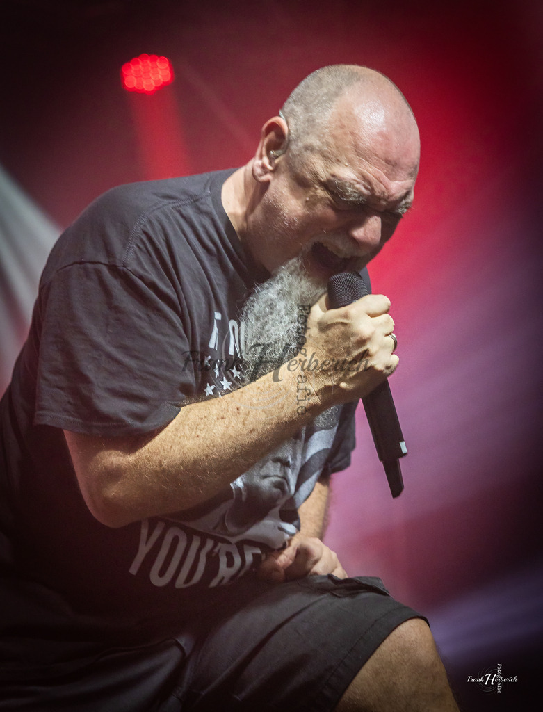 Justice 23.12.2025 | Frank Herberich Fotografie, Frank Herberich, Fotografie, Hochzeit, Portrait, St. Peter Ording, Ording, Westerhever, Nordsee, Frank Fotografie, Hardheim,  Odenwald,Walldürn, Band,Eventfotografie - Realisiert mit Pictrs.com