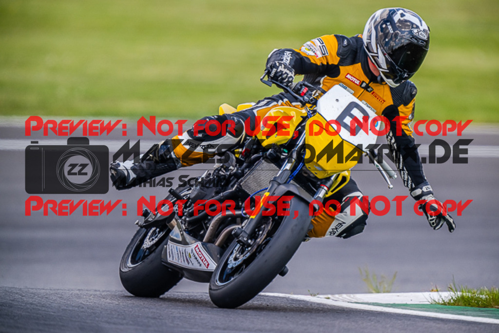 MaZZes_FotoMatrix_220506_98942 | Fotograf Mathias Schmid
Sportfotograf,
Eventfotograf,
Hochzeitsfotograf,
Portraitfotograf