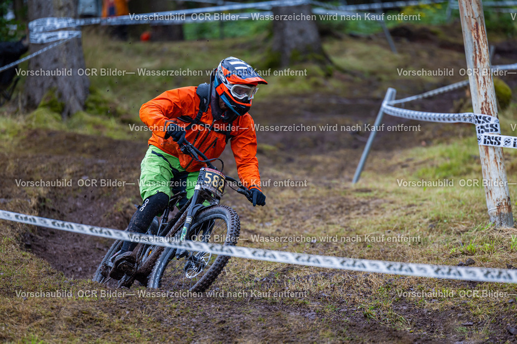 IXS Downhill Ilmenau Samstag R3-7867 | OCR Bilder Fotograf Eisenach Michael Schröder