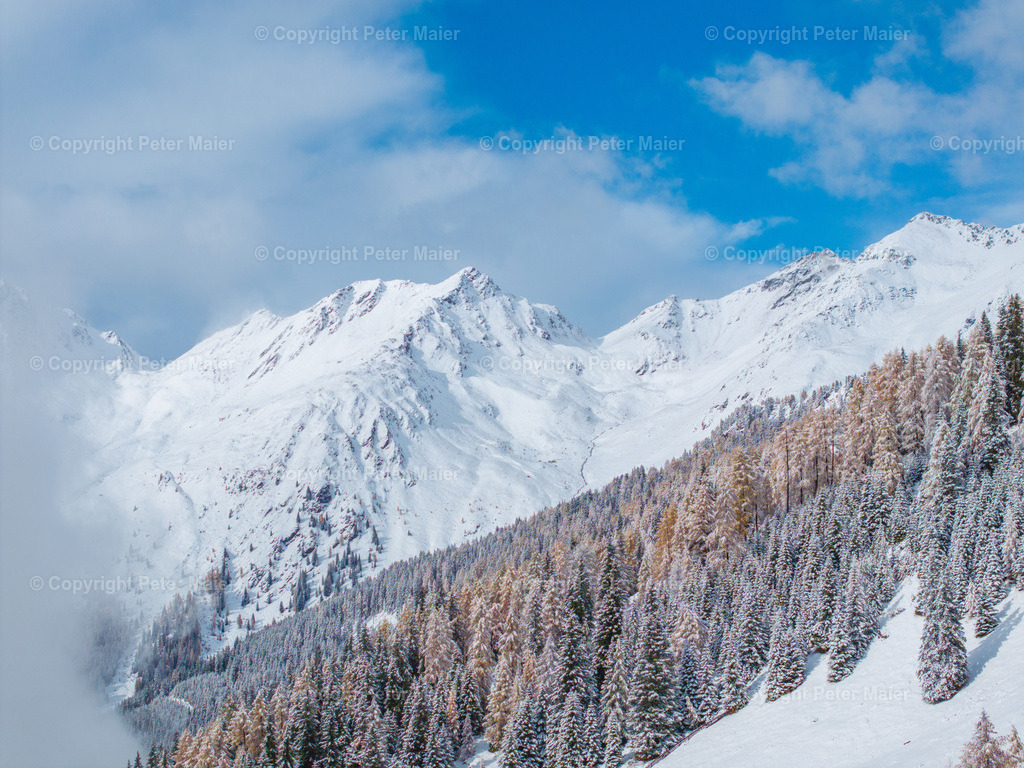 Kamelisenalm_Herbst_Schnee_2023-44 | default