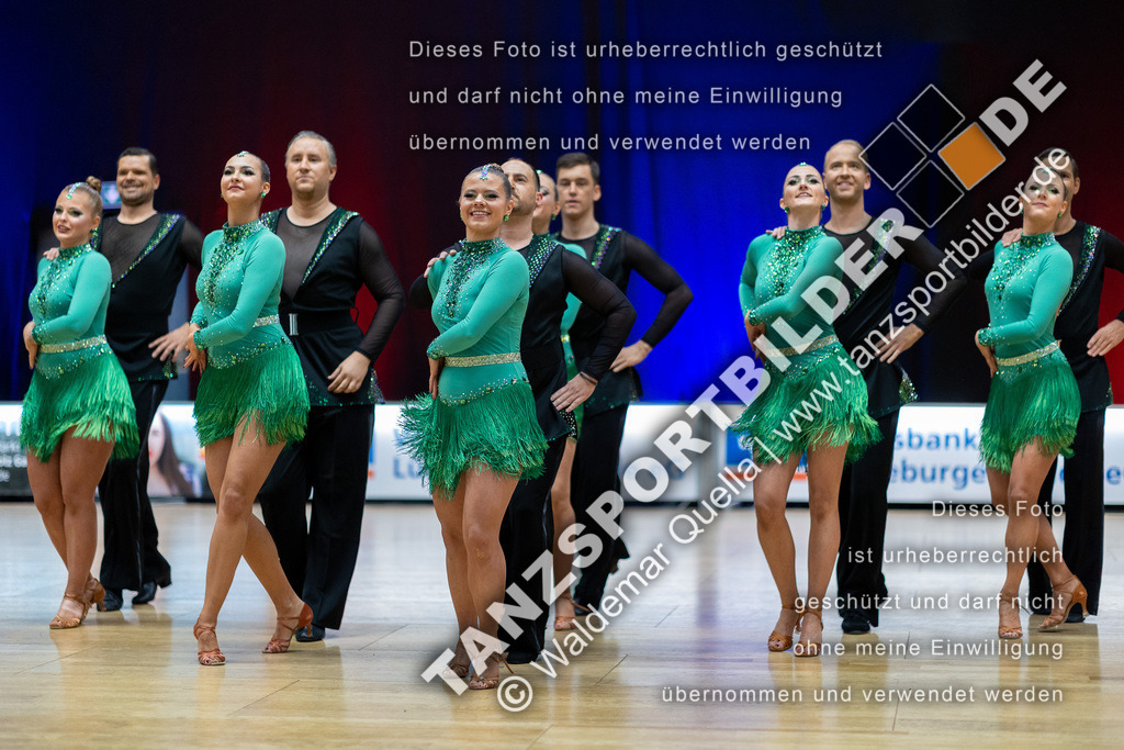 20230114-00057 | Hier finden Sie Tanz Bilder vom Latein und Standard Formationen tanzen. Sportbilder vom Tanzsport. Schöne Fotos und von Weltmeisterschaft, Europameisterschaft, Bundesliga, Regionalliga, Oberliga und Landesliga sowie von GOC Stuttgart, DanceComp, WM Bremen