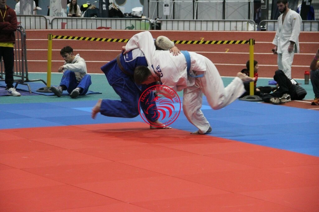 IMG_3973 | Fotos vom Adler Cup - Pictures from Adler Cup

Hier findet Ihr alle Eindrücke und großen Momente der Adler Cup Wochenenden. Here you will find all impressions and great moments of the Adler Cup weekends. - Realisiert mit Pictrs.com