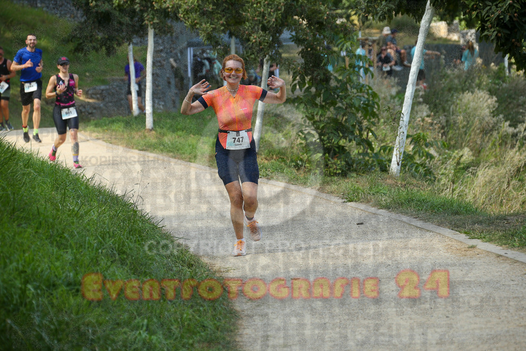 250824_1444_EX1_7336 | Sportfotografie im Rhein-Sieg Kreis, Köln, Bonn, NRW, Rheinland Pfalz, Hessen, etc. Unser Tätigkeitsfeld umfasst den Laufsport vom Volkslauf über den Marathon, Duathlon, Triathon bis zum Ultralauf wie Kölnpfad Ultra oder Schindertrail.