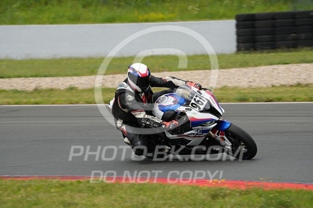 2024_07_06_PBK_32824 | Sportfotografie; SlowMotion; Video; Rennstrecke; Hafeneger; Speer; Racing; RSE; BMW; CBO; Trackday; Motorsportarena; Hockenheimring; Brno; Most; Barcelona; Valencia