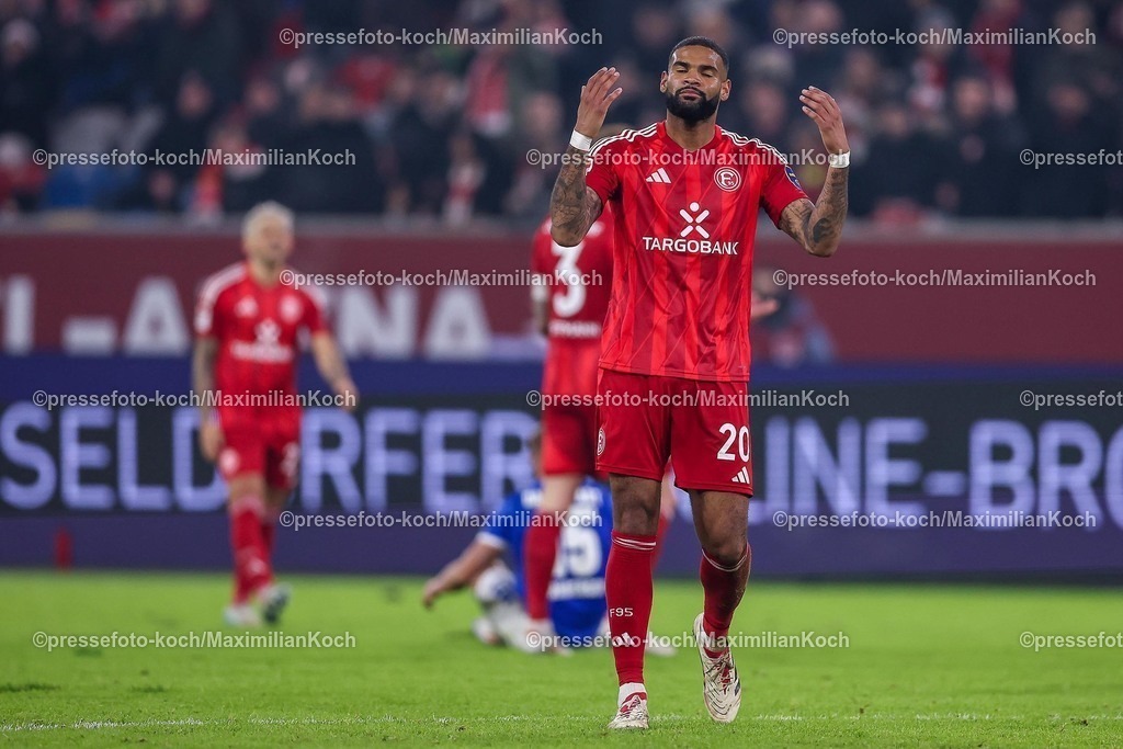 Due17012502191 | 17.01.2025, Fußball, Fortuna Düsseldorf - SV Darmstadt 98, 2.. Fußball Bundesliga, 18. Spieltag, Merkur Spiel-Arena, Saison 2024 2025: Jamil Siebert (Fortuna Düsseldorf #20)DFB regulations prohibit any use of photographs as image sequences and or quasi-video.