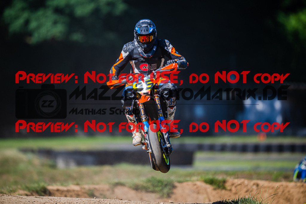 MaZZes_FotoMatrix_220702_4498 | S1