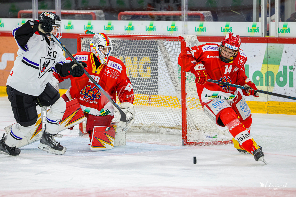 EHCB Spirit vs HCFG_wb-8697 | Sportbilder, Sportfotograf, Hochzeits- und Eventfotografin, Flugshows, Portraits und Tiershooting, Aviation, Downhill, Nationalleague, Swissleague, International