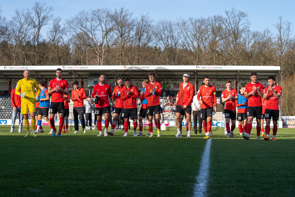 SG Sonnenhof Großaspach vs. KSV Hessen Kassel, Fussball, Regionalliga Südwest, 23. Spieltag, Saison 2025/2026, 07.03.2026 | SG jubelt mit den Fans,SG Sonnenhof Großaspach vs. KSV Hessen Kassel, Fussball, Regionalliga Südwest, 23. Spieltag, Saison 2025/2026, 07.03.2026Foto: photosbyphips/Philip Ziegler