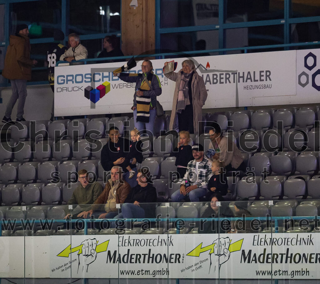 2025-08-22_173_TSV_Erding_gegen_EV_Fuessen | Erding, Deutschland, 22.08.2025:Eishockey, Oberliga Süd 2025 / 2026, Testspiel, TSV Erding gegen EV Füssen, Endergebnis: 1:4Foto: Christian Riedel / fotografie-riedel.net