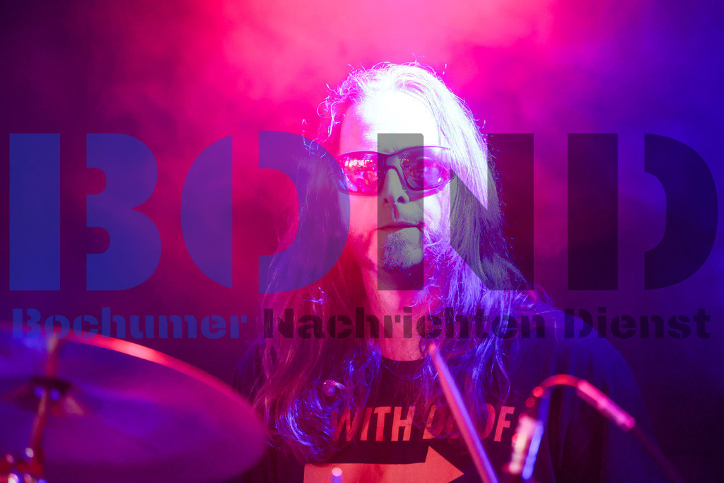 Kemnade - Family and Friends - Michael Wurst und die Tweens  {date} -  | {headline}



(Foto: Sebastian Sendlak / BOND)

 - Realisiert mit Pictrs.com