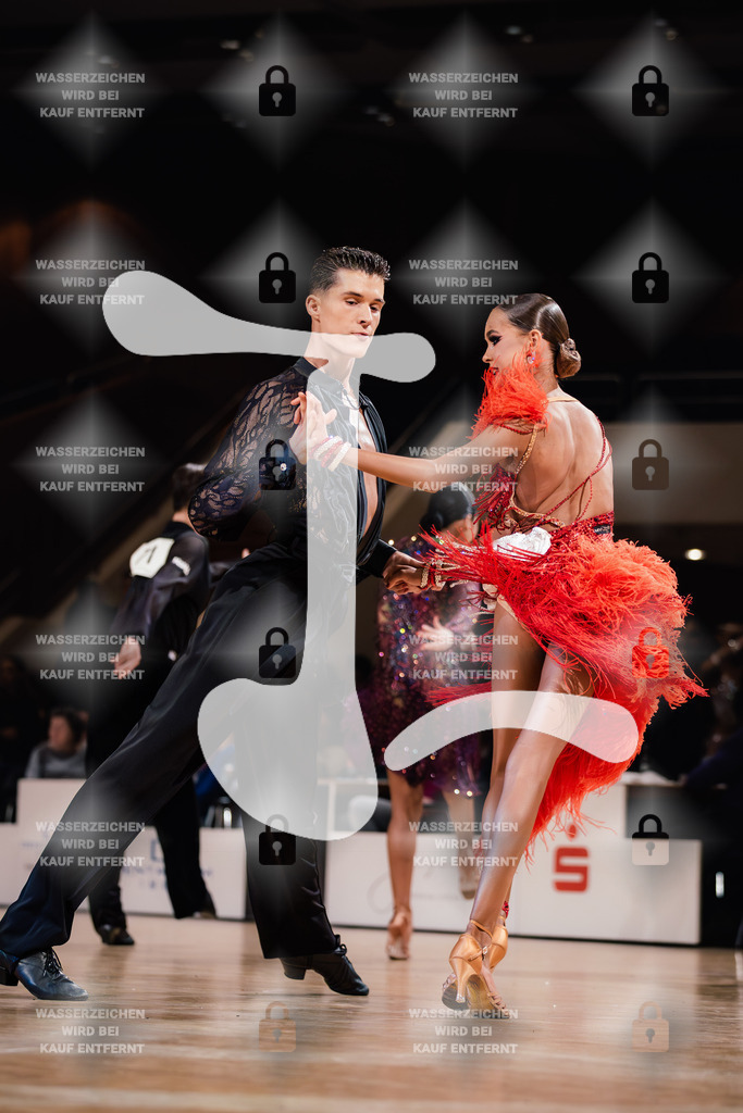 Goldstadtpokal 2025 - WDSF Open Latin Youth 16th (90) Yannic Zoller _ Michelle Zoller (TSC Rot-Weiß Öhringen)-2025-01-25-7342 | Webshop for digital downloads and prints of dance sport, event & show photographer Julian Link - Realisiert mit Pictrs.com