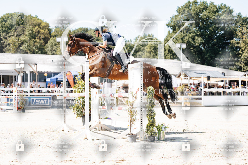 CK909487 | Turnierfotografie Pferdefotografie Trier Rheinland-Pfalz Pferdesport Reitsport Tierfotografie Sportfotografie Pferdevideo Pferdevideografie Equestrianvideography equestrianphotography  - Realisiert mit Pictrs.com