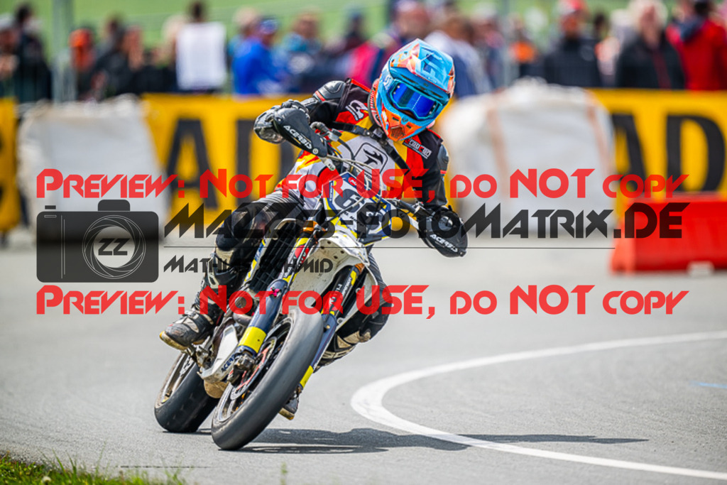 MaZZes_FotoMatrix_230507_4769 | UE40