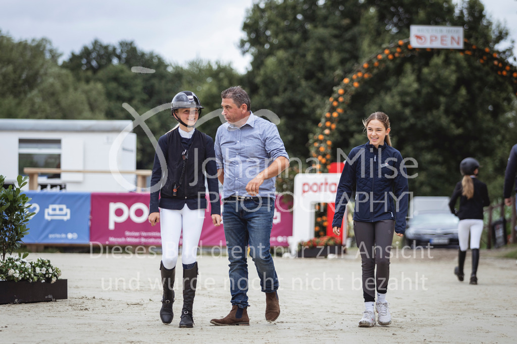 240713_BHO_PonyTrophy-310 | Deine schönsten Turniermomente als professionelle Fotos! Entdecke hochwertige Pferdesport-Fotografie im Online-Shop. Jetzt Fotos finden & bestellen!